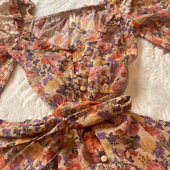 For Love & Lemons Gardenia Robe - SIZE: XXS - Picture 2 of 9